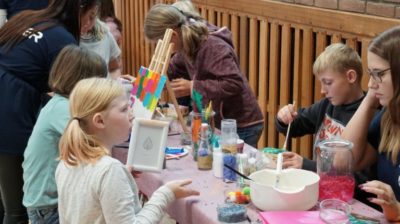 Schüler spielen Stadtleben in Meppener Jam-City nach